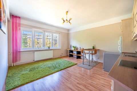 Kiadó Lakás 1117 Budapest 11. kerület , Kiadó lakás Lágymányoson a 4-6 villamostól pár percre