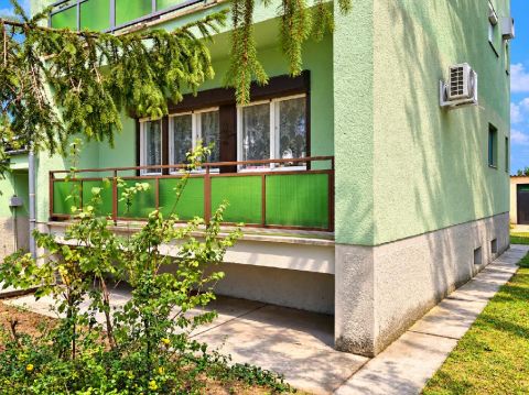 Eladó Lakás 8400 Ajka , 8400 Ajka, Tósok