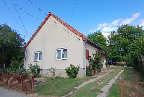 Eladó Ház 7477 Szenna SZENNÁN CSALÁDI HÁZ ELADÓ!!