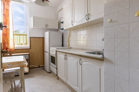 Eladó Lakás 1201 Budapest 20. kerület Erkélyes lakás a 2. emeleten, pár perc sétára a Csilitől!