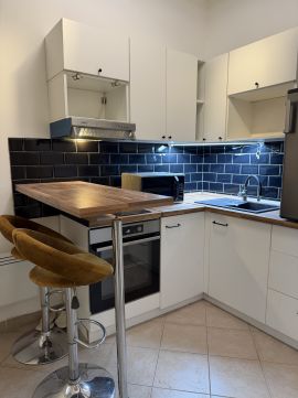 Eladó Lakás 1065 Budapest 6. kerület , Szent István Bazilika közelében