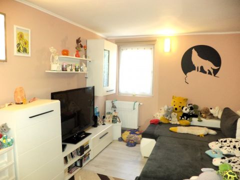Eladó Ház 2483 Gárdony , SPÁR áruház közelében.