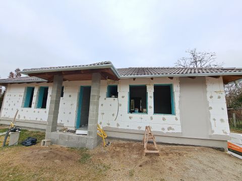 Eladó Ház 2212 Csévharaszt , Újépítésű családi ház Csévharaszton