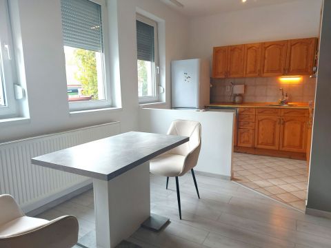 Kiadó Lakás 6000 Kecskemét 