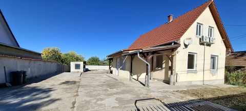 Eladó Ház 2162 Őrbottyán , TÁGAS, 6 SZOBÁS CSALÁDI HÁZ ŐRBOTTYÁNBAN