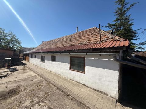 Eladó Ház 2060 Bicske 