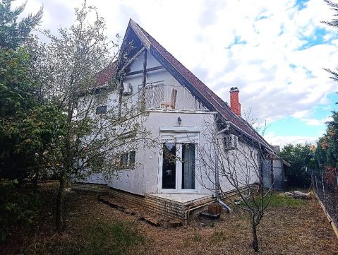 Eladó Ház 2462 Martonvásár 2462 Martonvásár, családi házas